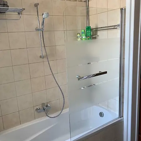 Modern 2 Bed Large Appartamento Nicosia