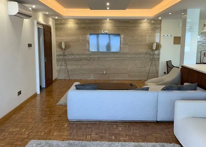 Appartamento Modern 2 Bed Large