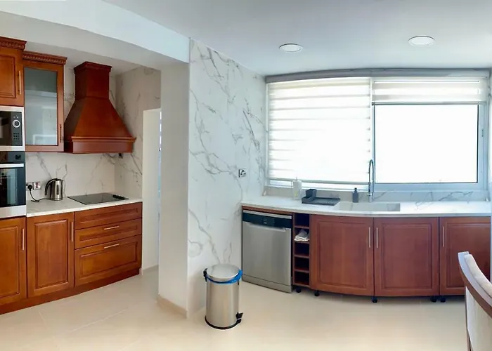 Appartamento Modern 2 Bed Large *